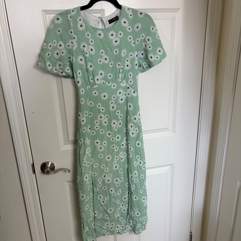 F&F Mint Green Daisy Floral Midi Dress Keyhole Back Flutter Sleeve Size US 2
